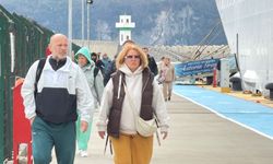 Amasra'ya kruvaziyerle 2026 yılının ilk turistleri geldi