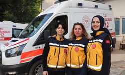 Ambulans şoförü Gülser: Direksiyonda saniyelerle yarışıyoruz