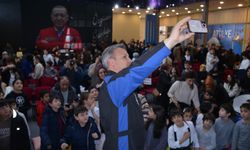 Astronot Gezeravcı: Çocukların uzaya ilgisi had safhada