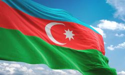 Azerbaycan, İran'daki diplomatlarını geri çekti