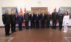 Bakan Güler, MSB sağlık personeli ile buluştu