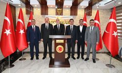 Bakan Işıkhan: Artık kurulan tuzakları gören, oyunları bozan Türkiye var