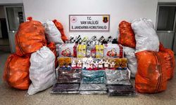 Başkale'de 6,4 milyon TL'lik kaçak eşya ele geçirildi