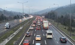 Bayram tatili dönüşünde Bolu'da ulaşım yavaşladı