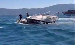 Bodrum'da balıkçı teknesi yarı batık bulundu; 7 kişi kurtarıldı