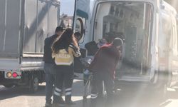 Bursa'da motosiklet devrildi: Aynı aileden 4 yaralı