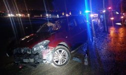 Çorum'da iki otomobil çarpıştı: 6 kişi yaralandı