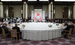 Cumhurbaşkanı Erdoğan: Hiç kimse komşuluk ve kardeşlik hukukunu zedeleyen hatalı bir tavır içinde olmamalıdır