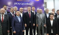 Destici: İran'ın gönderdiği füzelerin hesabı sorulur