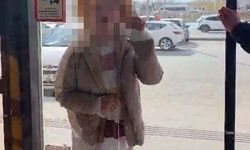 Fark ücretine itiraz eden kadın eczaneye saldırdı; o anlar kamerada