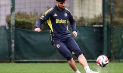 Fenerbahçe, günü çift antrenmanla tamamladı