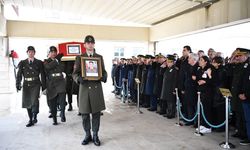 Genelkurmay Başkanı Bayraktaroğlu, şehit Taştekin'i uğurlama törenine katıldı