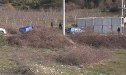 Girilmesi yasak olan gölete giren çocuk boğulma tehlikesi geçirdi