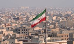 İran Kızılayı: Saldırılarda hayatını kaybedenlerin sayısı 1332'ye yükseldi