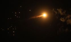 İran ordusu: ABD ve İsrail'in 500 askeri noktasına saldırı düzenlendi