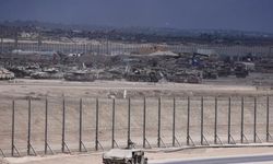 İsrail, Gazze'ye açılan tüm kapıları kapattı