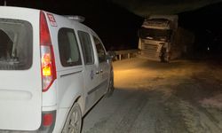 İstanbul- Arnavutköy'de hafriyat kamyonu ve hafif ticari araç çarpıştı: 1 ölü, 2 yaralı