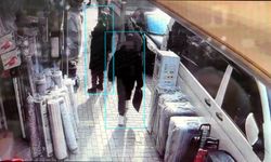 İstanbul - Avcılar'da 1 ayda aynı koltuk örtüsünden 5 takım çalındı: Gelsin paramı ödesin