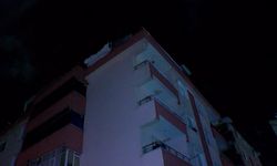 İstanbul - Bahçelievler'de temelinde kayma oluşan 4 katlı bina tahliye edildi