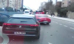 İstanbul - Başakşehir'de iki sürücünün 'yol verme' kavgası kamerada