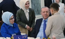 İstanbul- Cumhurbaşkanı Erdoğan, devlet himayesindeki çocuklarla iftarda buluştu