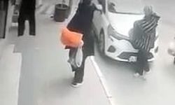 İstanbul- Esenyurt'ta bayramlık çikolata ve kıyafet çalan şüpheliler kamerada