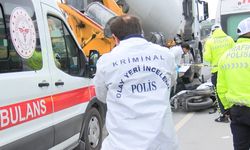 İstanbul- Güngören'de minibüse çarptıktan sonra üzerinden beton mikseri geçen motosikletli öldü
