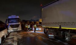 İstanbul - Kuzey Marmara Otoyolu'nda 2 TIR çarpıştı: 2 yaralı