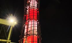 İstanbul - Sabiha Gökçen Havalimanı kulesi kırmızı beyaza büründü