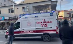 İstanbul - Sancaktepe'de motosiklet bariyere çarptı: 2 yaralı