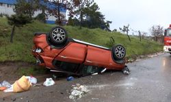 İstanbul- Tuzla TEM Otoyolu'nda kaza yapan otomobile başka araç çarptı; 2 si çocuk 7 yaralı