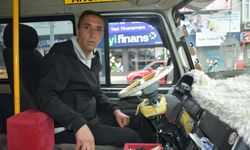 İzmir'de şehir içi dolmuşta doğum yaptı; anne ve kız bebeğin durumu iyi