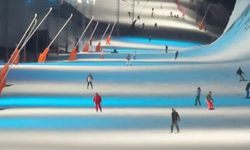 Kar kalınlığının 240 santimetre ölçüldüğü Palandöken'de kayak sezonu uzadı