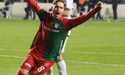 Karşıyaka'da Erhan ve Mücahit'ten müthiş dönüş