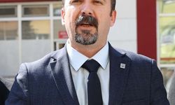 Manisa'da okulda Atatürk'e hakaret ettiği ileri süren öğretmen gözaltında