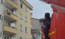 Ocakta unutulan yemek yangına yol açtı