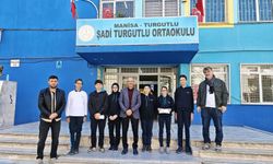 Öğrenciler, 'zimem defteri' geleneğiyle borçları ödedi