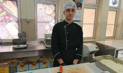 Okulun kazanı iftarda tarım işçileri için kaynadı