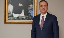 OYAK Denizcilik, İsdemir Limanı'nda yapay zeka destekli vinçleri devreye alıyor