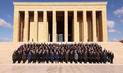 OYAK'tan 65'inci kuruluş yıl dönümünde Anıtkabir'e ziyaret