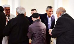 Özgür Özel: İran'ın geleceğine İranlılar karar verecek