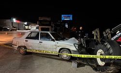 Park halindeki iş makinesine çarpan otomobilin sürücüsü öldü