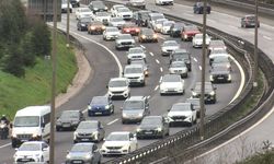 Ramazan Bayramı'nın son gününde TEM'in Kocaeli geçişinde yoğunluk