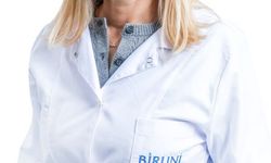 'Reçetesiz satılan renkli lensler kalıcı görme kaybına neden olabilir'