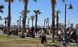 Samandağ sahilinde hafta sonu yoğunluğu