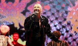 Şarkıcı Hande Yener'e 'Cumhurbaşkanına hakaret' soruşturması