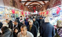 Tarih kenti Edirne'ye, bayramda yağmura rağmen ziyaretçi akını