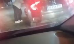 Trafikte kendisini uyaran motosiklet sürücüsüne tekme tokat saldırdı