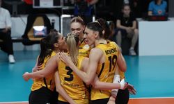 VakıfBank, Kupa Voley'de yarı finale yükseldi