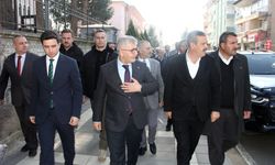 Vali Çelik, 20 yıl önce görev yaptığı Genç'i ziyaret etti